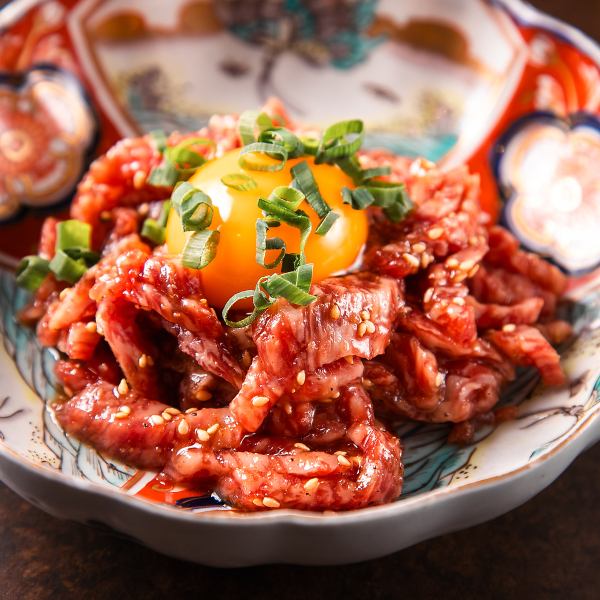 【絶品！埼玉県では先駆けて太田牛を使用した特製ユッケ】極みを味わう贅沢 1800円(税込)