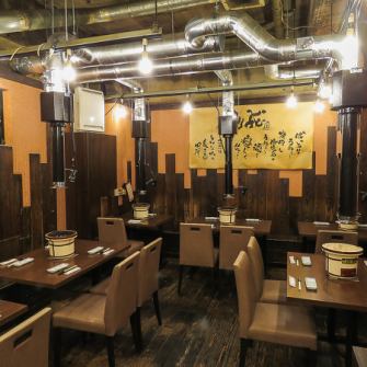 We also have seats for 2, 4, and 8 people, so we can accommodate all banquet scenes ♪ Of course, you are welcome to come alone! Bansei is a hideaway atmosphere ♪ Charm There are many regulars who are full and deep-rooted ◎ Enjoy delicious meat and sake to your heart's content at a yakiniku restaurant with a great atmosphere! You can also use it for family dinners ◎