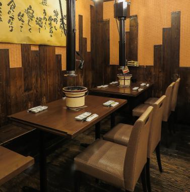 We also have seats for 2 people! A couple can have a solid yakiniku date!