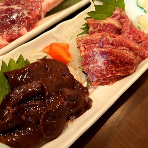 Horsemeat sashimi (marbled & liver)