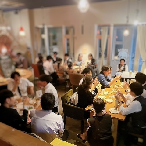 大人数宴会も大歓迎！自慢の肉料理と名物コースで盛り上がろう