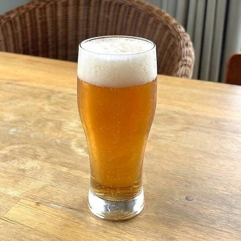種類豊富なドリンク飲み放題♪自慢の絶品肉料理と相性バツグン！