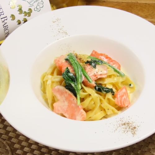 【ココエビスおすすめ】生パスタ♪当店のパスタは食材にこだわった生パスタとなっております!