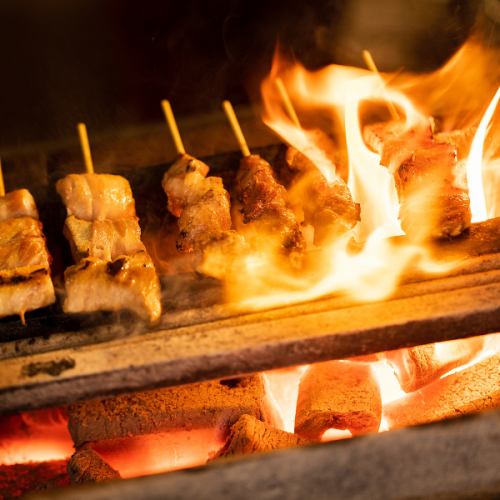 Have a luxurious lunch party with charcoal-grilled chicken♪