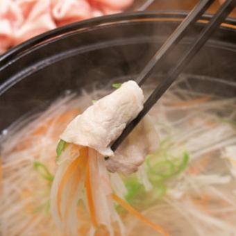 ファミリーコース　180分ソフトドリンク飲み放題付き　全7品　3名様以上