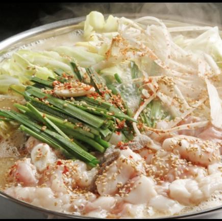 【冬季最受歡迎菜色：濃鬱牛骨火鍋】牛骨火鍋自助餐，每人2,980日圓