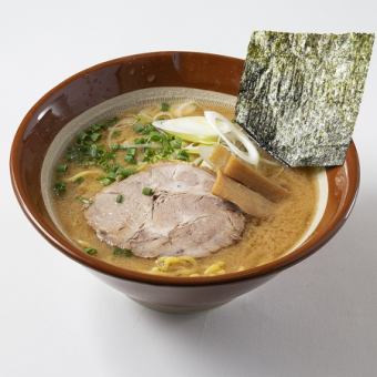 極み札幌味噌らーめん