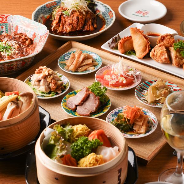 We have banquet courses with all-you-can-drink for welcoming and farewell parties from 3,500 yen. Orders can be made for 2 people or more. Reservations can also be made for lunch parties.