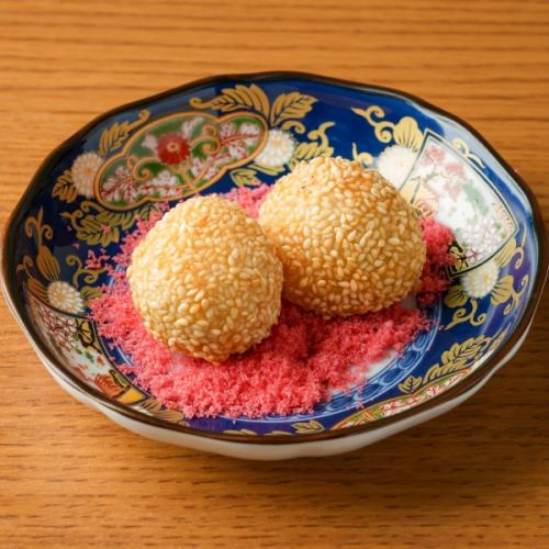 胡麻団子2個