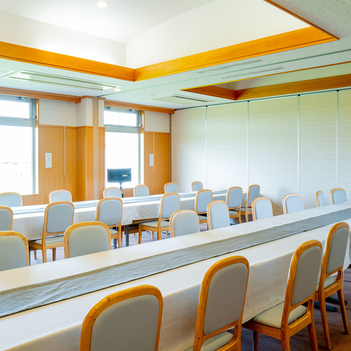 20名様以上で宴会OK。大人数で楽しく食事を満喫できます。