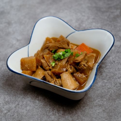 牛すじ煮込み