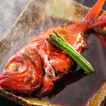 [Also includes unlimited drinks] "88th Birthday Course" with 10 dishes including whole boiled golden-eyed snapper from Choshi, Chiba Prefecture, 7,000 yen