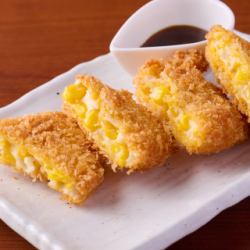 つぶつぶコーンコロッケ