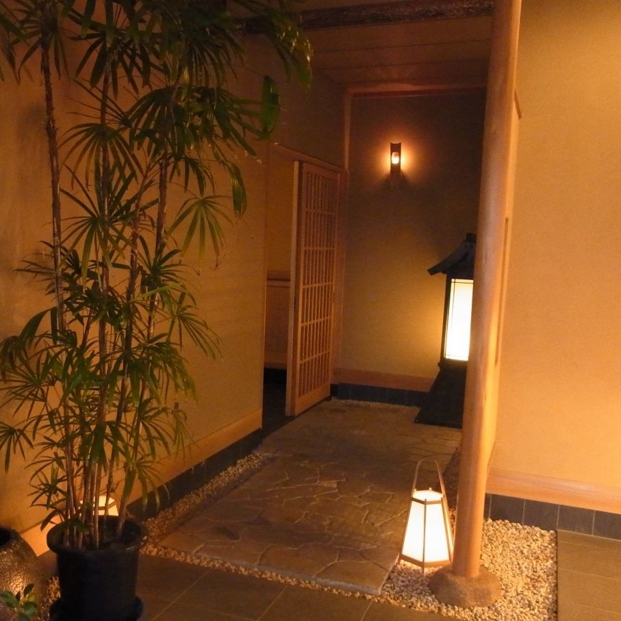 Atmosphere of the restaurant where reminiscent of authentic Kyoto.It is perfect for entertainment / dinner party