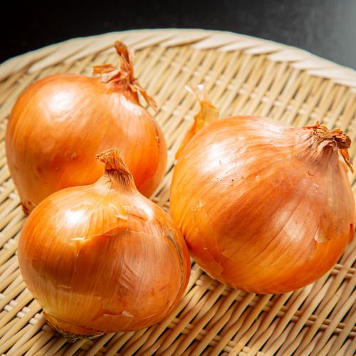 Uses onions from Awaji Island