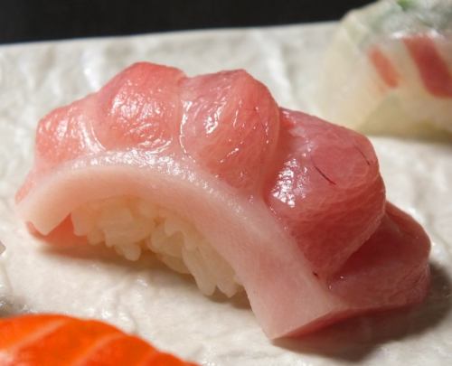 寿司盛り合わせ　(五貫)