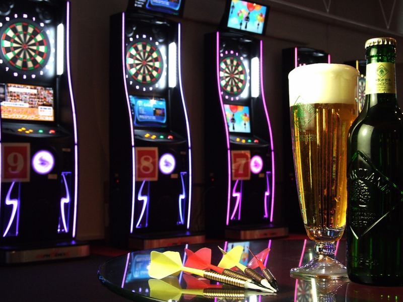 ☆特別な記念日はプライベート空間でLet's Party☆大切なあの人をサプライズプレートやお洒落な似顔絵でお祝いしませんか?お洒落でシックな当店は記念日サプライズにぴったり!似顔絵やサプライズのご要望については2週間前に店舗までご連絡ください♪