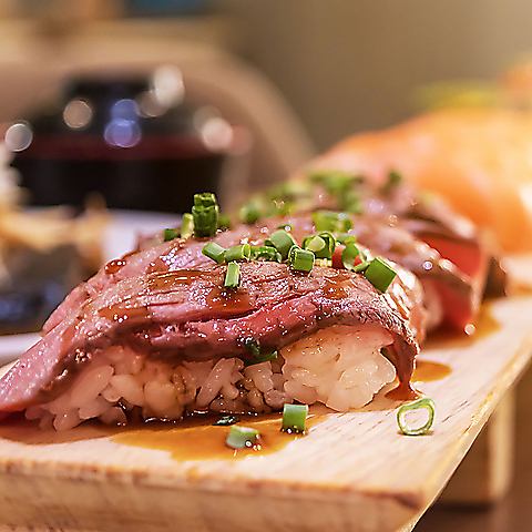 《大人気！熟成肉寿司など6種食べ放題》3時間飲み放題付コース♪