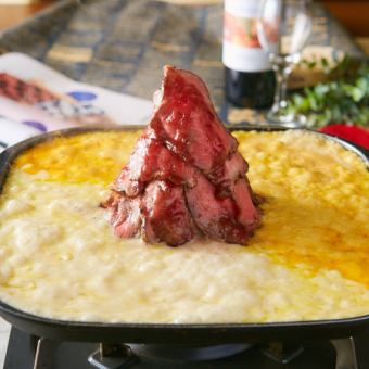 【食べ放題付きHコース】3時間飲み放題マウンテンローストビーフ＆チーズ料理8品4300円⇒3300円