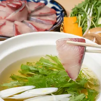 個室有●カニ三杯酢・天ぷら盛・名物『鰤のしゃぶしゃぶ』含む全7品+120分飲み放題5500⇒4500円