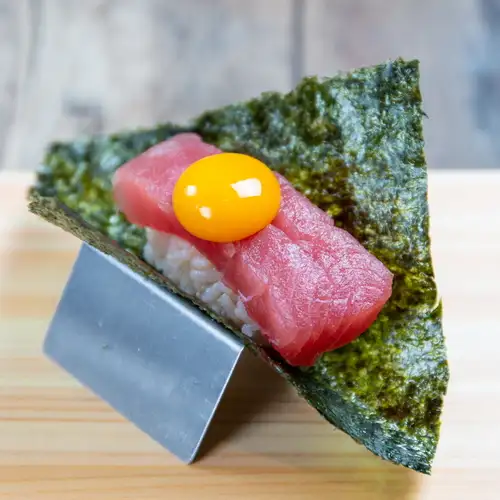 マグロドック(ドラゴン手巻き)