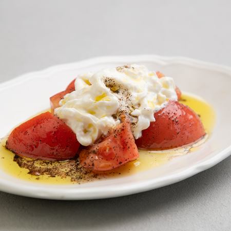 果実とトマトのモッツァレラクリームカプレーゼ