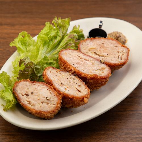 あらびき鶏メンチカツ