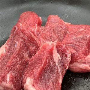 Thick-sliced lean loin