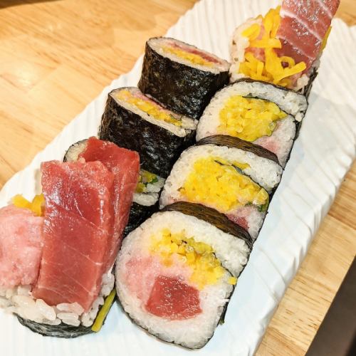 すしぱ名物！トロたく太巻き