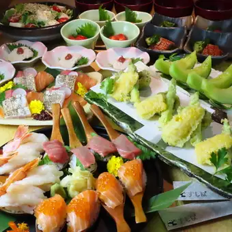 Sushi Party's Summer Specialty Course: 8 dishes for 4500 yen (Add 1500 yen for a 2-hour all-you-can-drink option)