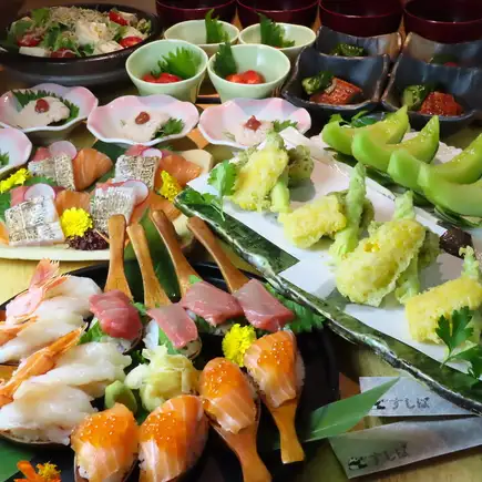 すしぱ夏名物堪能コース全8品4500円（コース＋1500円にて２時間飲み放題お付けできます