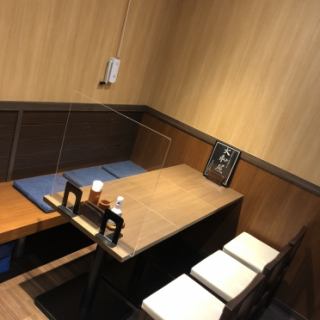 人数に合わせて座席をご用意させていただきます！女子会、合コンなどの各種宴会のご予約お待ちしております♪