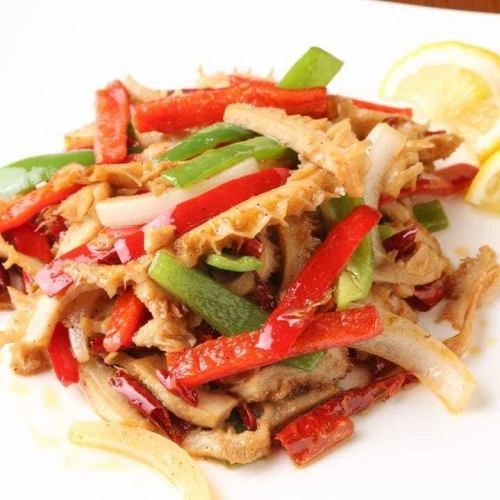 牛ハチノスの辛味炒め