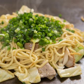 Salt-fried noodles with green onions