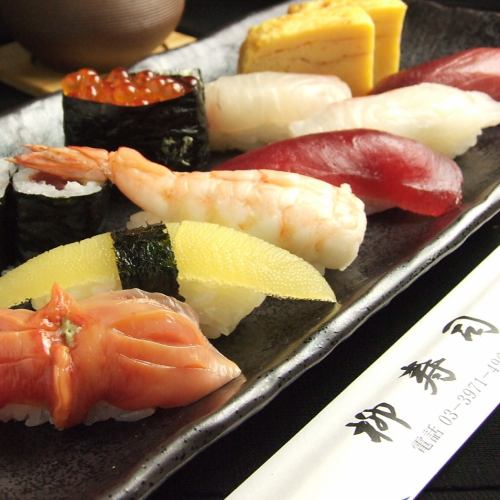 In front of Ikebukuro Station! A long-established Edomae sushi restaurant