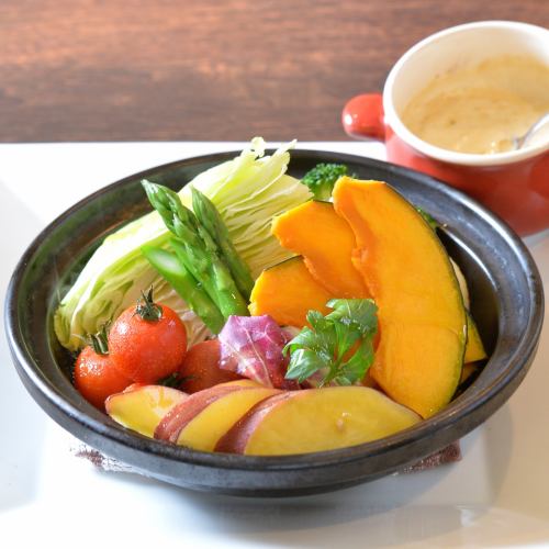 Shikisai bagna cauda steamed vegetables