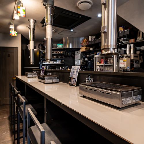 カウンター席ございます!