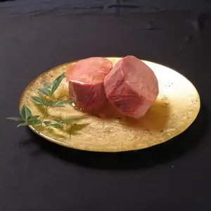 두껍게 썬 탄염 1장