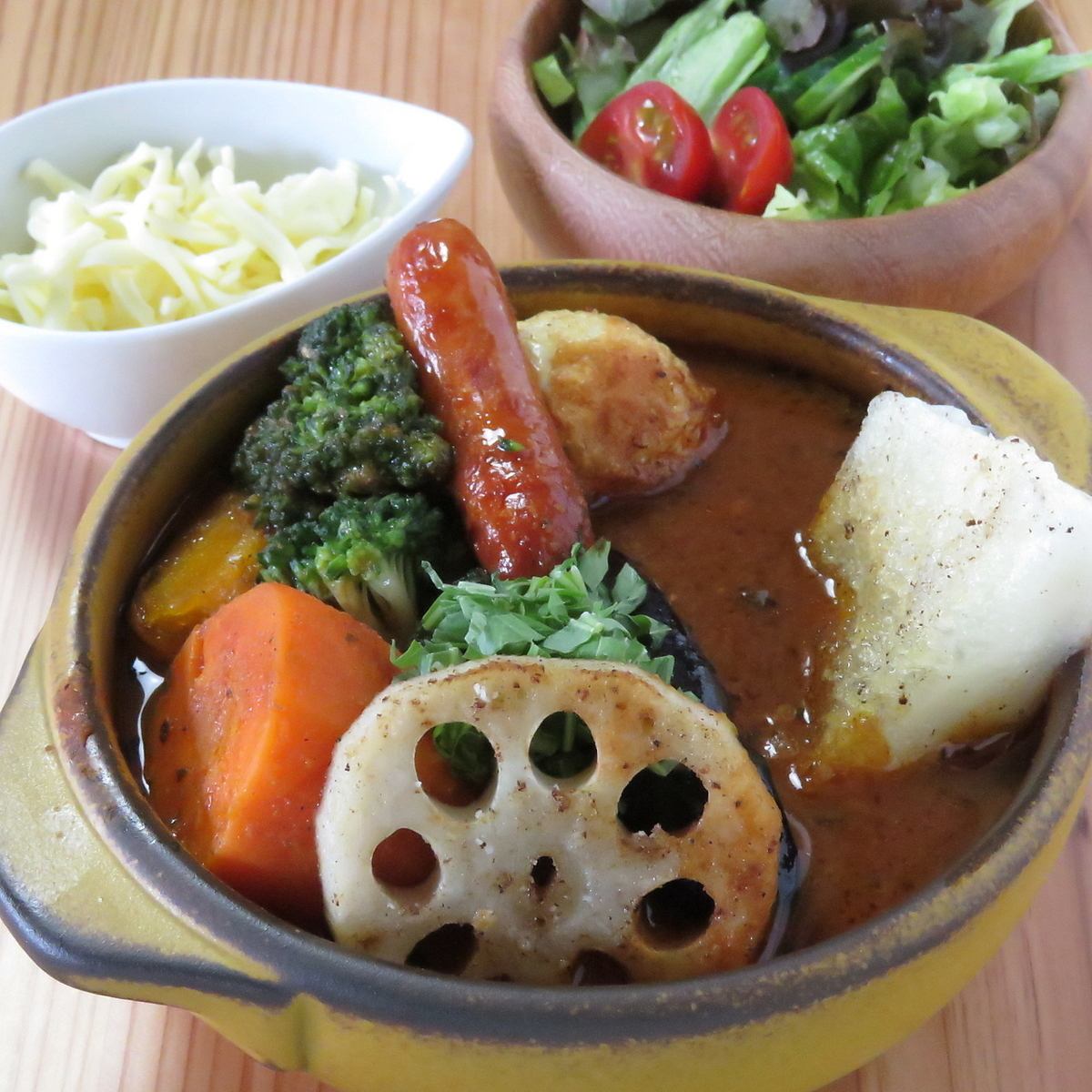 月木土限定！野菜ゴロゴロこだわりのスープカレーが楽しめます◎
