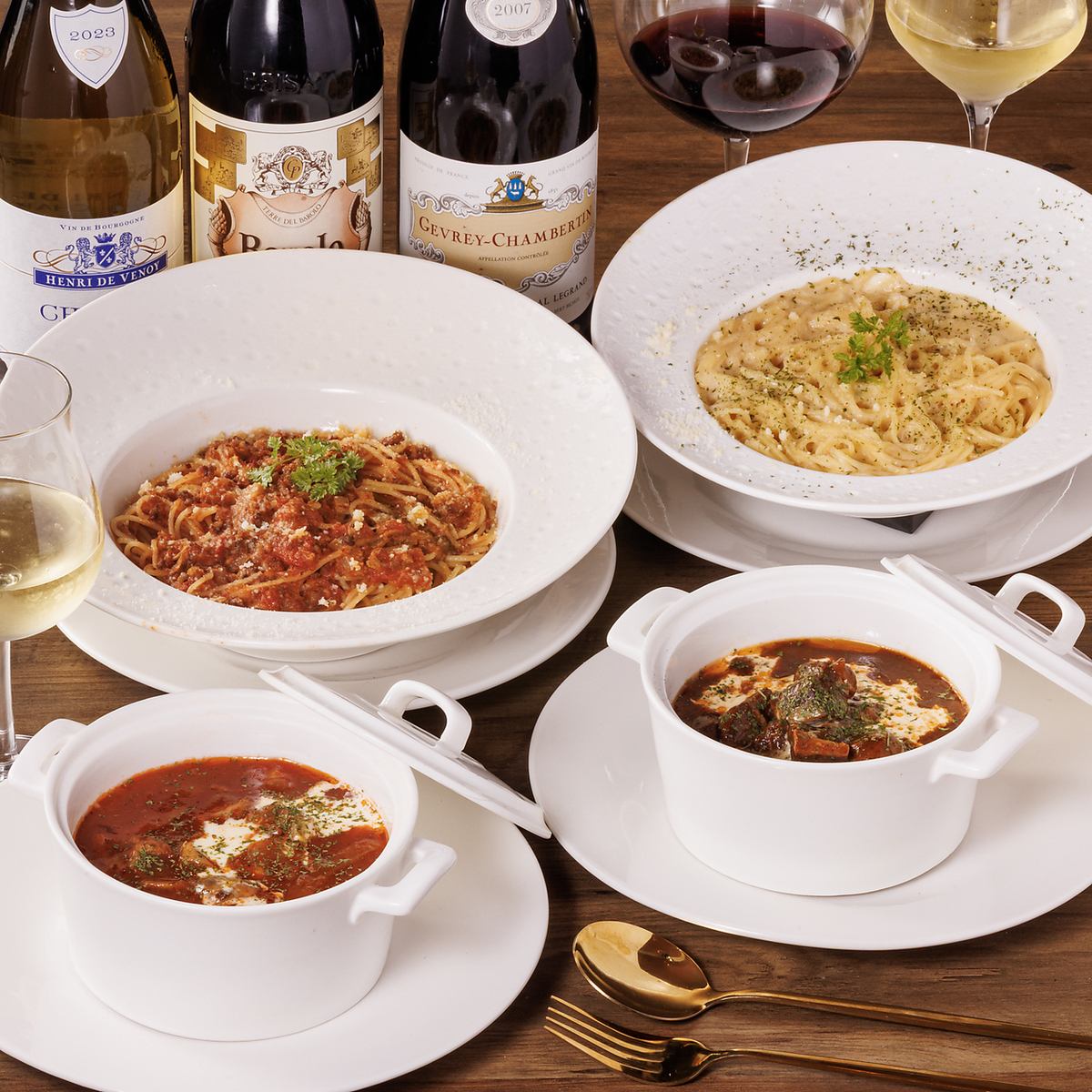 カジュアルイタリアンと充実したワインメニューをご提供しております★