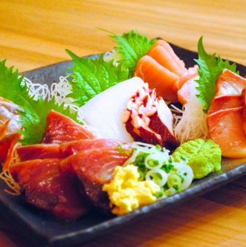 [Fresh fish from all over the country] "Sashimi platter"