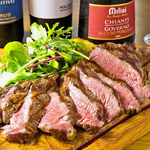 “含一杯饮品” 大份拼盘式共享餐，包含新鲜意面、烤肋排和甜点，共8道菜，4600日元