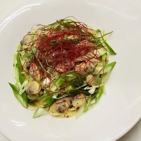 九条ネギとむきアサリのアーリオオーリオ