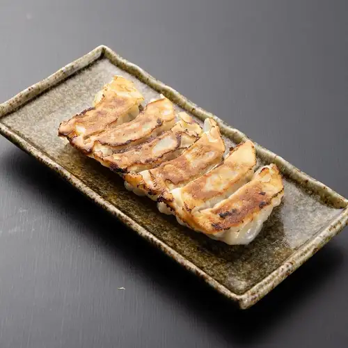 焼き餃子 6個