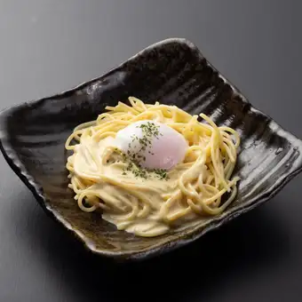 温玉のせカルボナーラ/ミートソーススパゲティ