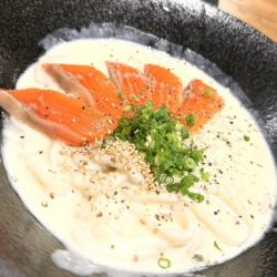 クリームおうどん