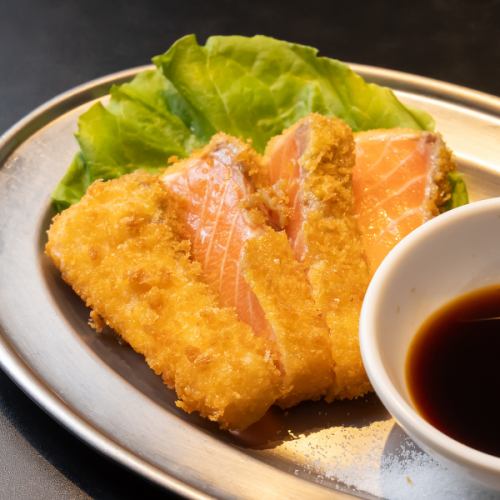 Salmon rare cutlet