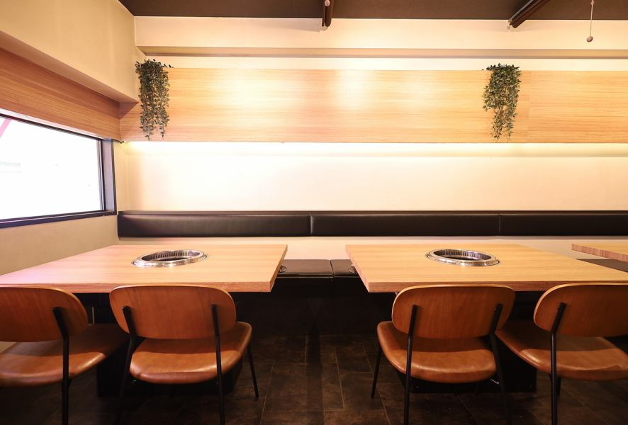 [1 minute walk from Tsurumi Station] A stylish and relaxing space where you can feel the warmth of wood! We have sunken kotatsu, counter and sofa seats available!