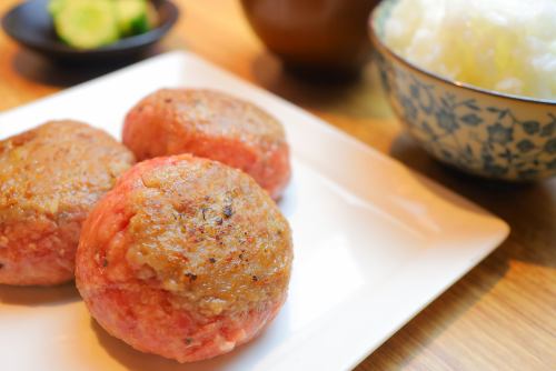 Wagyu beef hamburger set meal