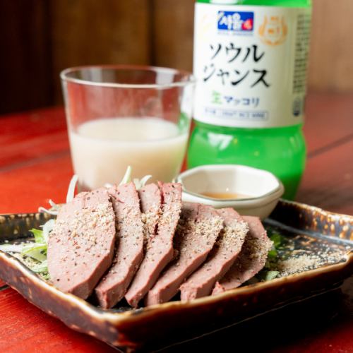 とろける濃厚なコク、こだわりの豚レバ